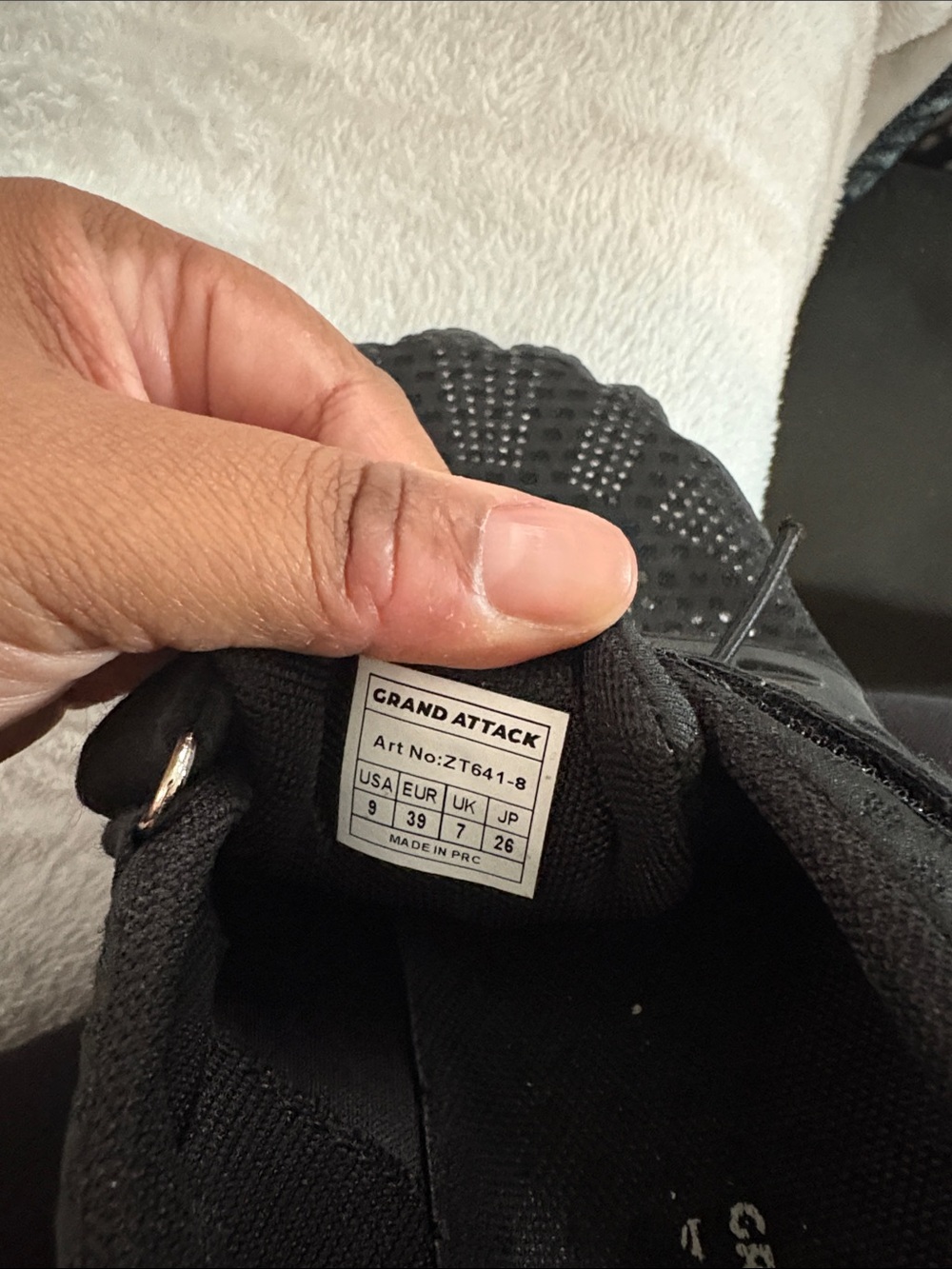 Size 9 Grand Attack Barefoot Shoes - Picture 7 of 10